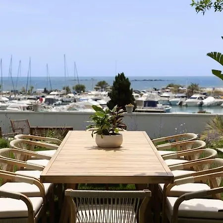 Front Cap D'antibes Willa
