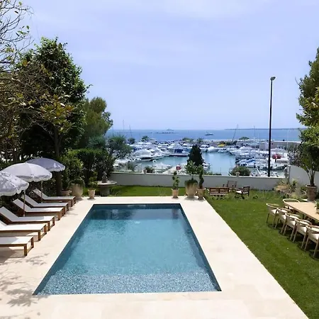 Front Cap D'antibes *